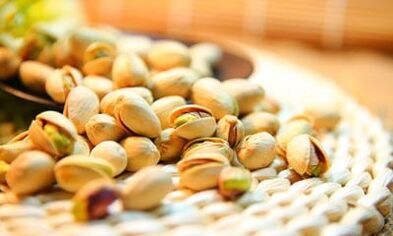 pistachios for power