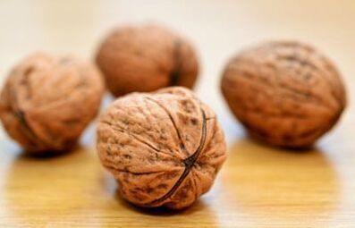 walnuts for power